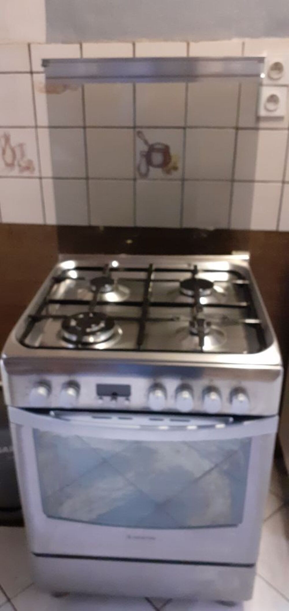 CUISINIERE GAZ/ELECTRIQUE Electroménager