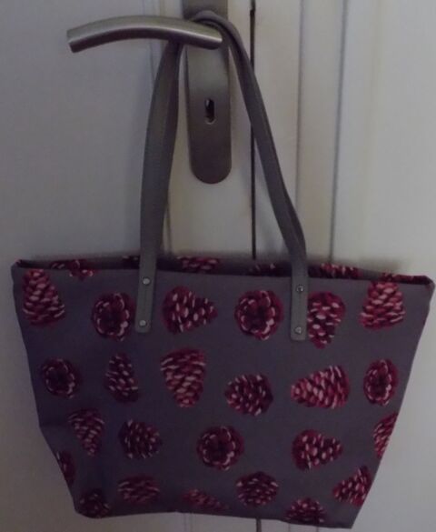 Sac cabas moyen Le Tanneur pomme pin violet 30 Pau (64)