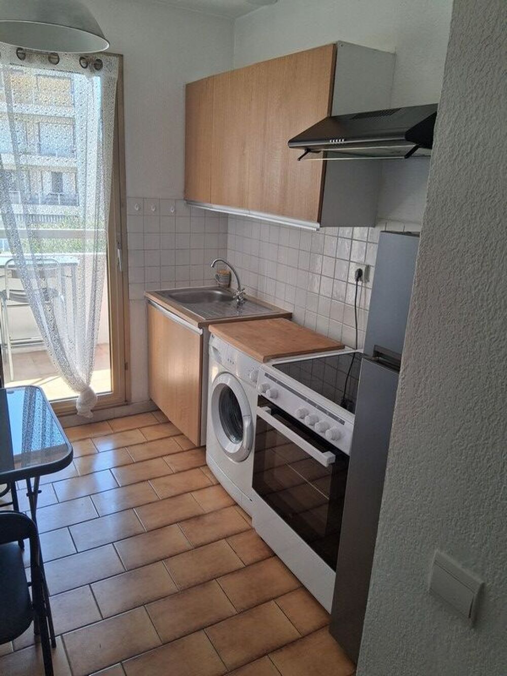 Location Appartement T2 NEUF MEUBLE 50m2 + BALCON dans Résidence gardiennée Marseille 6