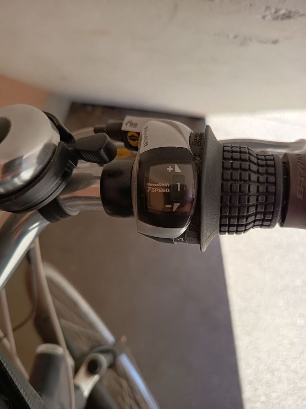 v&eacute;lo &eacute;l&eacute;ctrique mixte B'twin elops 900e tout &eacute;quip&eacute; en tb&eacute; Vélos