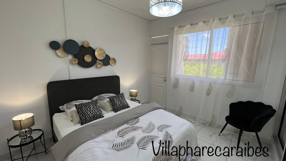 Location Appartement Penthouse T3 Meublé ?  Rooftop + Vue Mer ? Le Moule Le moule