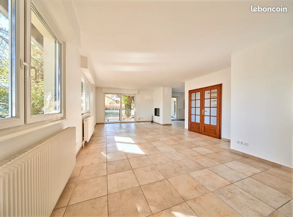 Vente Villa Spacieuse maison familiale avec piscine et jardin Haguenau