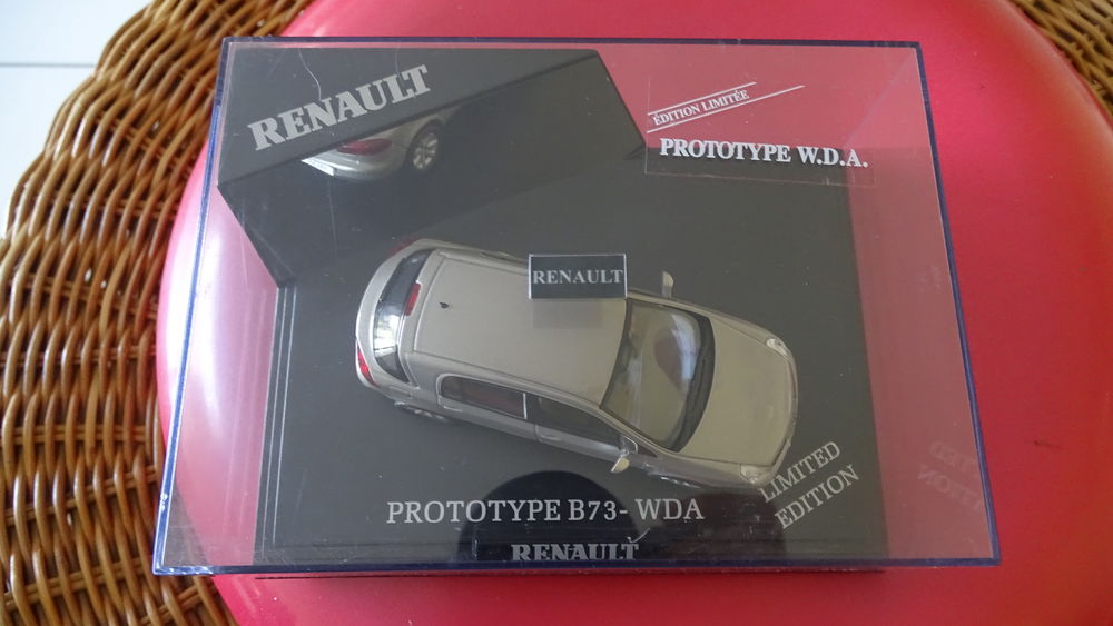 S38 Miniature RENAULT VELSATIS PROTOTYPE B 73 ?WDA Edition Jeux / jouets