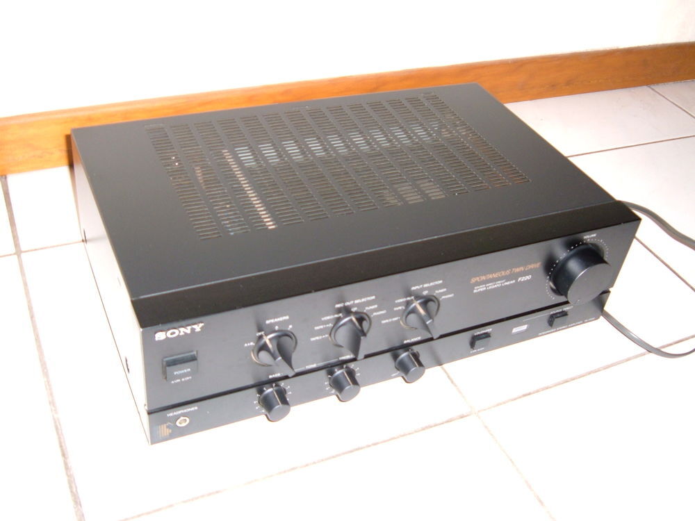 ONKYO JVC SONY (Black s&eacute;ries) 1990 Audio et hifi