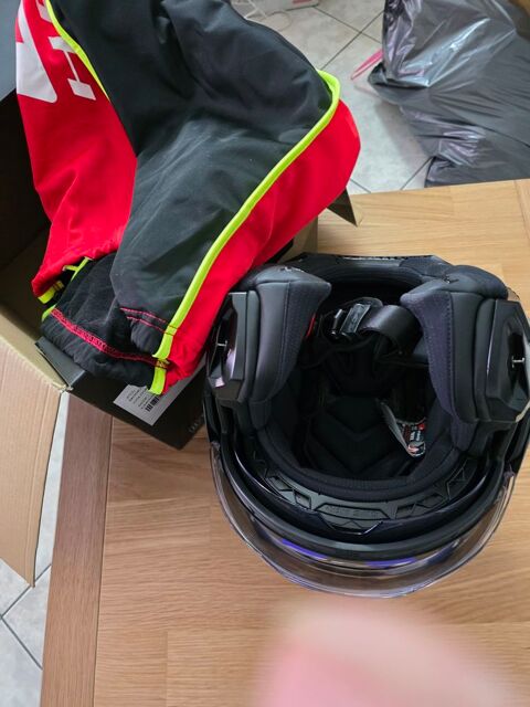 Pi&egrave;ces et &eacute;quipements Moto - Scooter - Quad Pi&egrave;ces et &eacute;quipements Moto - Scooter - Quad  occasion Forbach 57600