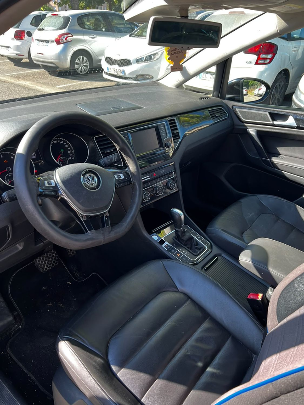Golf Sportsvan 2.0 TDI 150 FAP BlueMotion Technology DSG6 Confortline 2015 occasion 13080 Luynes
