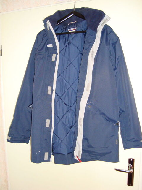 veste TRIBODRD décathlon 
1 Malakoff (92)
