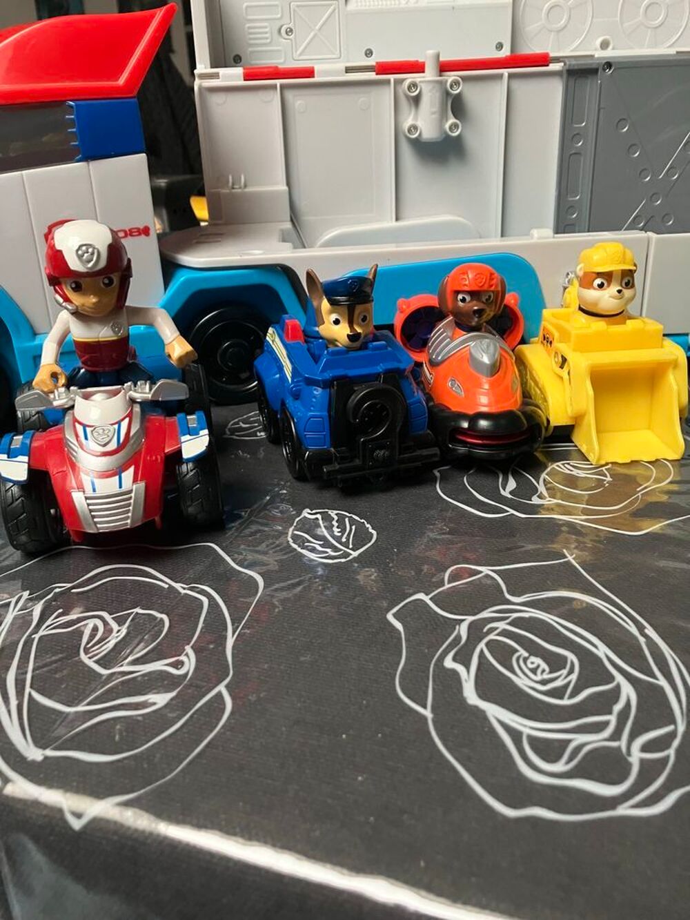 pat patrouilleur + v&eacute;hicules Jeux / jouets