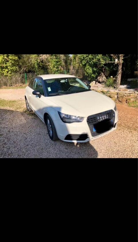 Audi a1 1.6 TDI 105 Ambiente