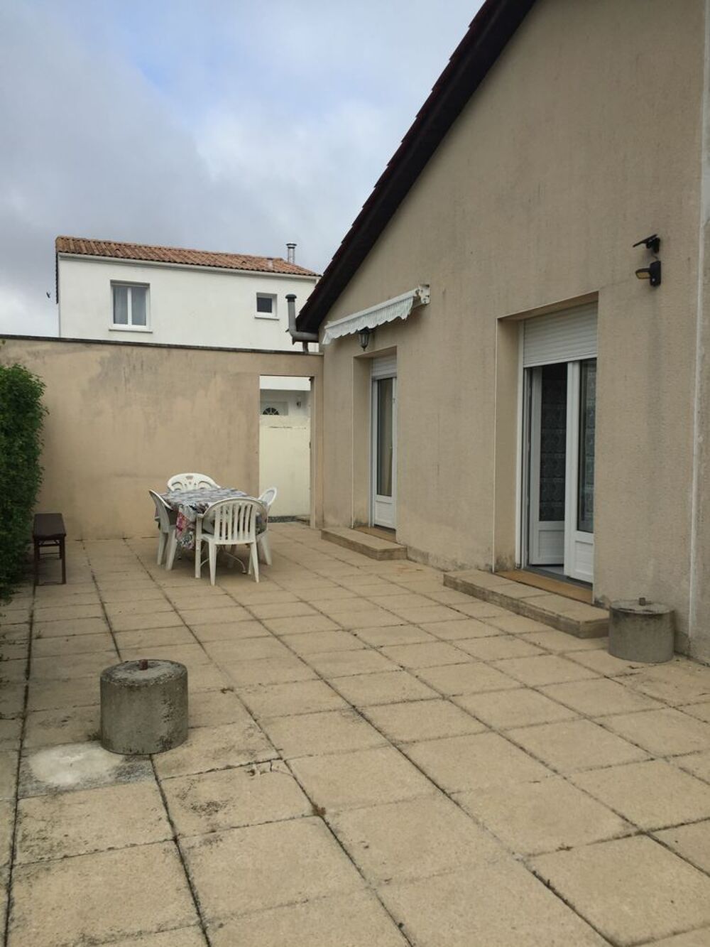   2 CHAMBRES CHEZ L HABITANT 
A SEMUSSAC 17120 Poitou-Charentes, Semussac (17120)