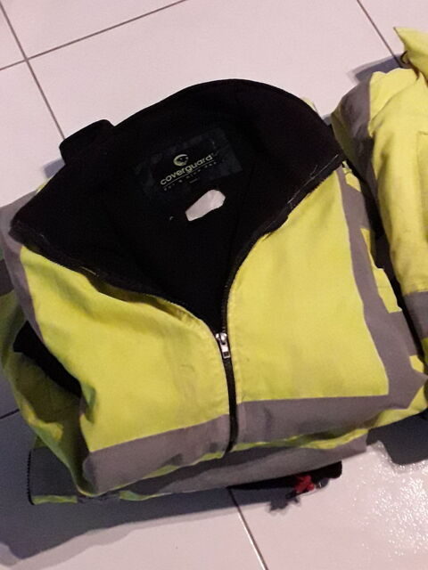 LOT DE VETEMENTS DE TRAVAIL 50 zanville (95)