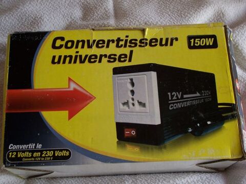 CONVERTISEUR UNIVERSEL 150W  NEUF 35 Soullans (85)