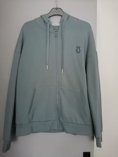 Gilet avec capuche 15 Lille (59)