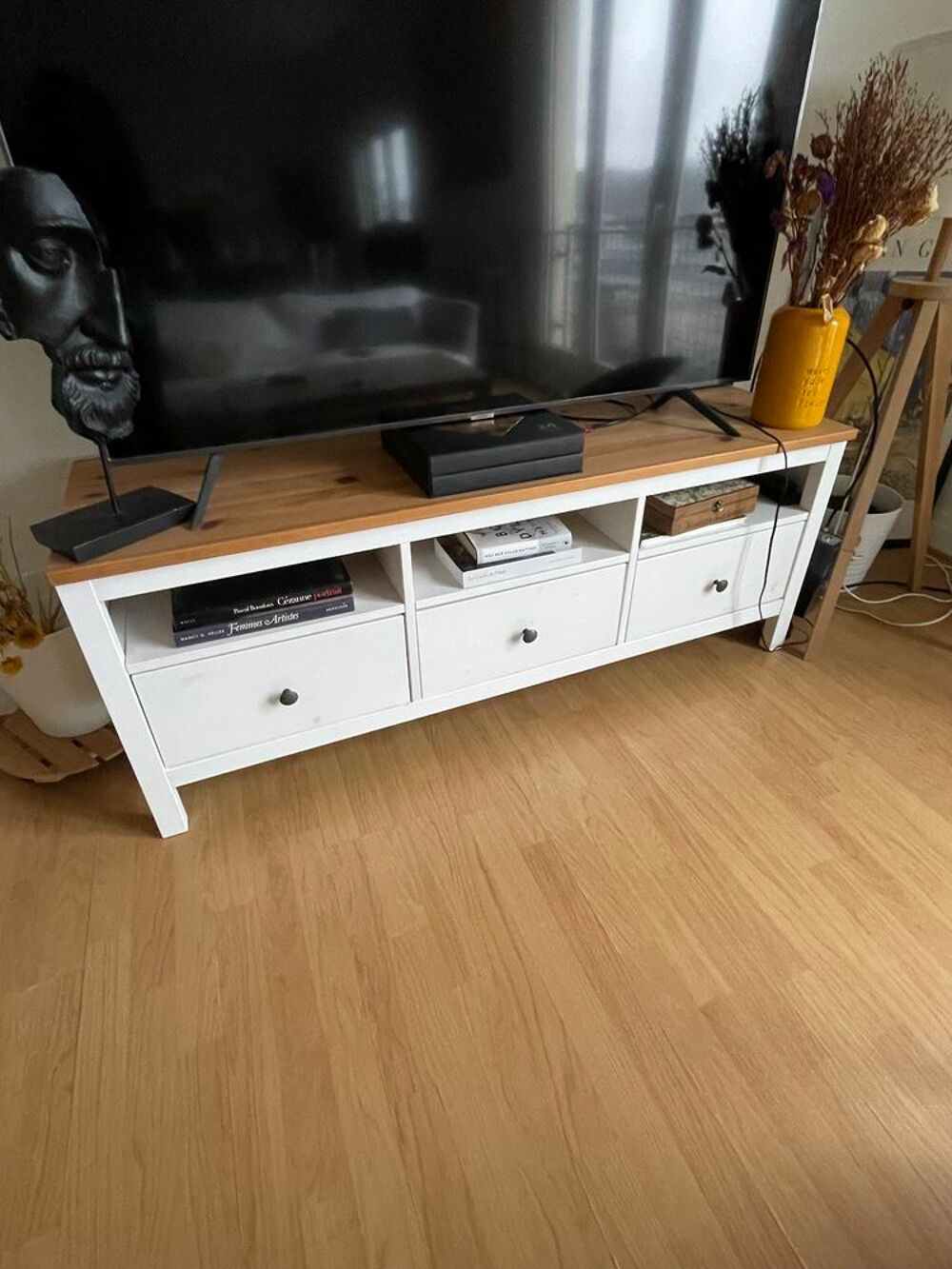 meuble t&eacute;l&eacute; Hemnes excellent &eacute;tat Meubles