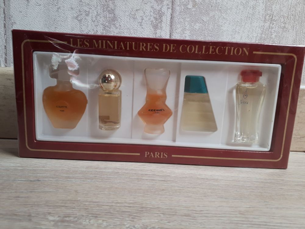 Coffret de miniatures de parfum / MD1169 