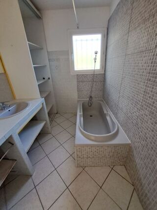  Maison à louer 5 pièces 115 m²