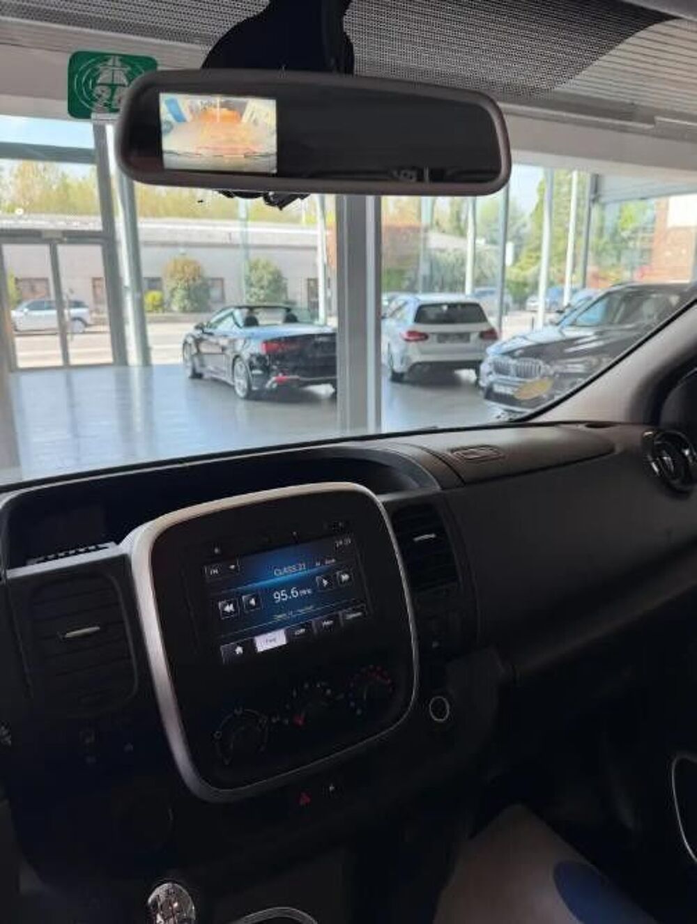 Vivaro VIVARO COMBI 9 PLACES 1,6L CDTI BI-TURBO 120cv 9 PLACES 2015 occasion 55100 Verdun