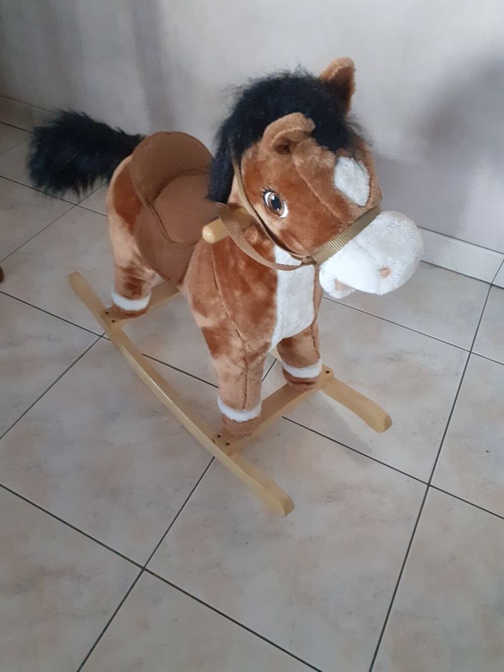 Cheval &agrave; bascule Jeux / jouets