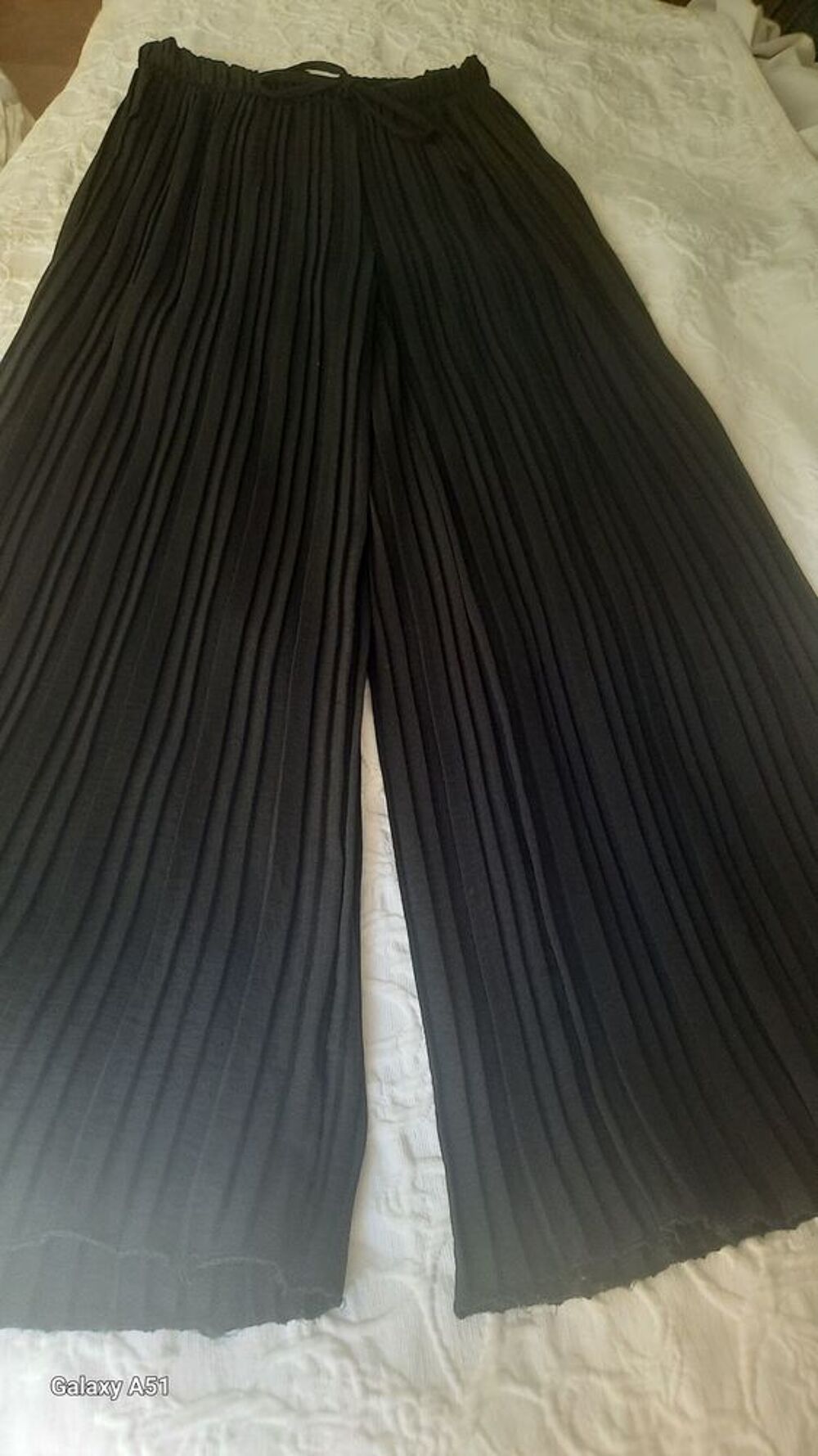 JUPE-CULOTTE PLISSEE NOIRE EXTENSIBLE V�tements