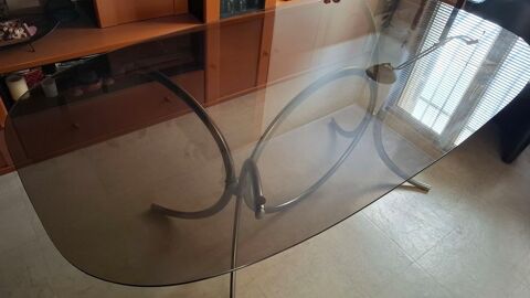 Table S�M Rinaldi 700 Montreuil (93)