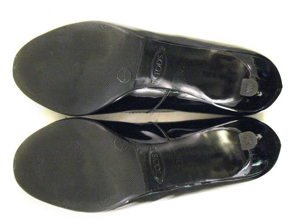 ESCARPINS TOD'S TAILLE 37,5
Chaussures