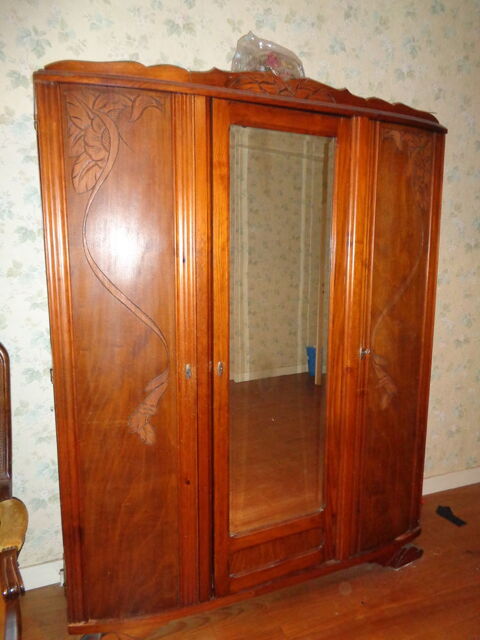 Armoire des années 50 100 Saint-Sève (33)