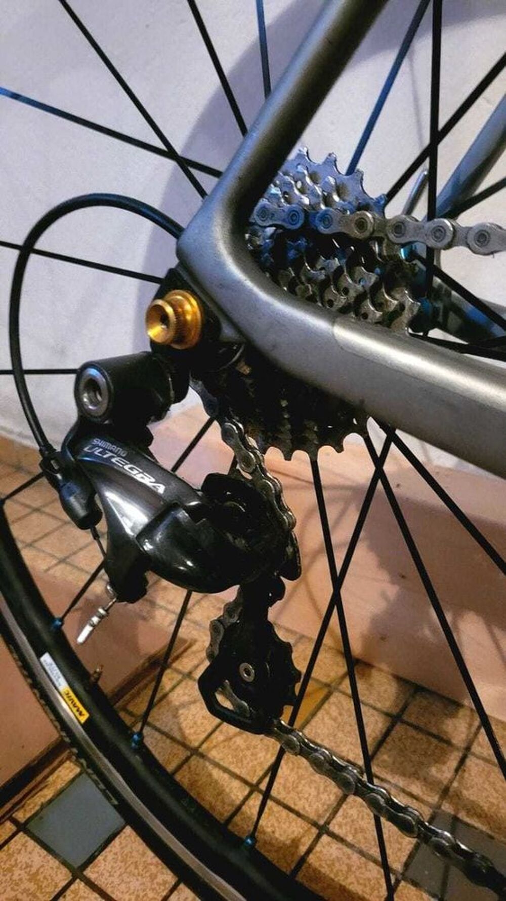 VELO DE ROUTE CANYON CF SL 9.0 CARBONE �" &agrave;� DONNER �" RETRAIT PRIORITAIRE V�los