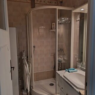  Appartement à louer 3 pièces 64 m²