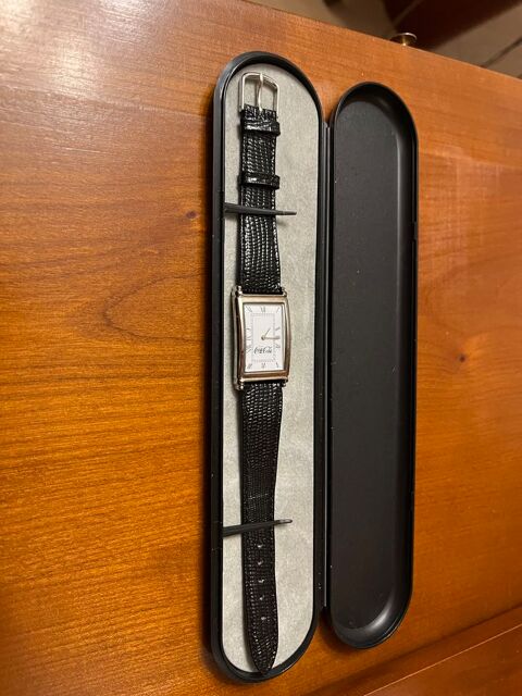 Montre mixte Coca Cola neuve dans son �tui . 10 Foug�res (35)