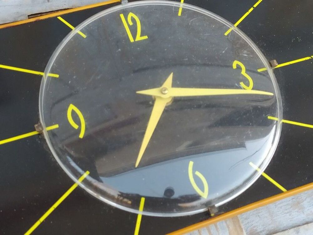 Ancienne Pendule Japy Noire et Jaune Vintage
