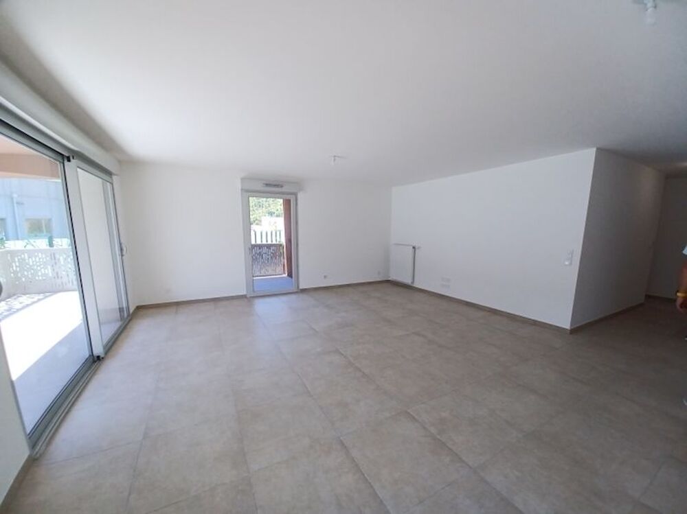 Vente Appartement SAINT JEAN DE MAURIENNE Très beau T4 neuf dans petite copropriété de standing '' Le Moulin des Prés '' 105 m2 + Grande terrasse carrelée 27 m2 Saint-jean-de-maurienne