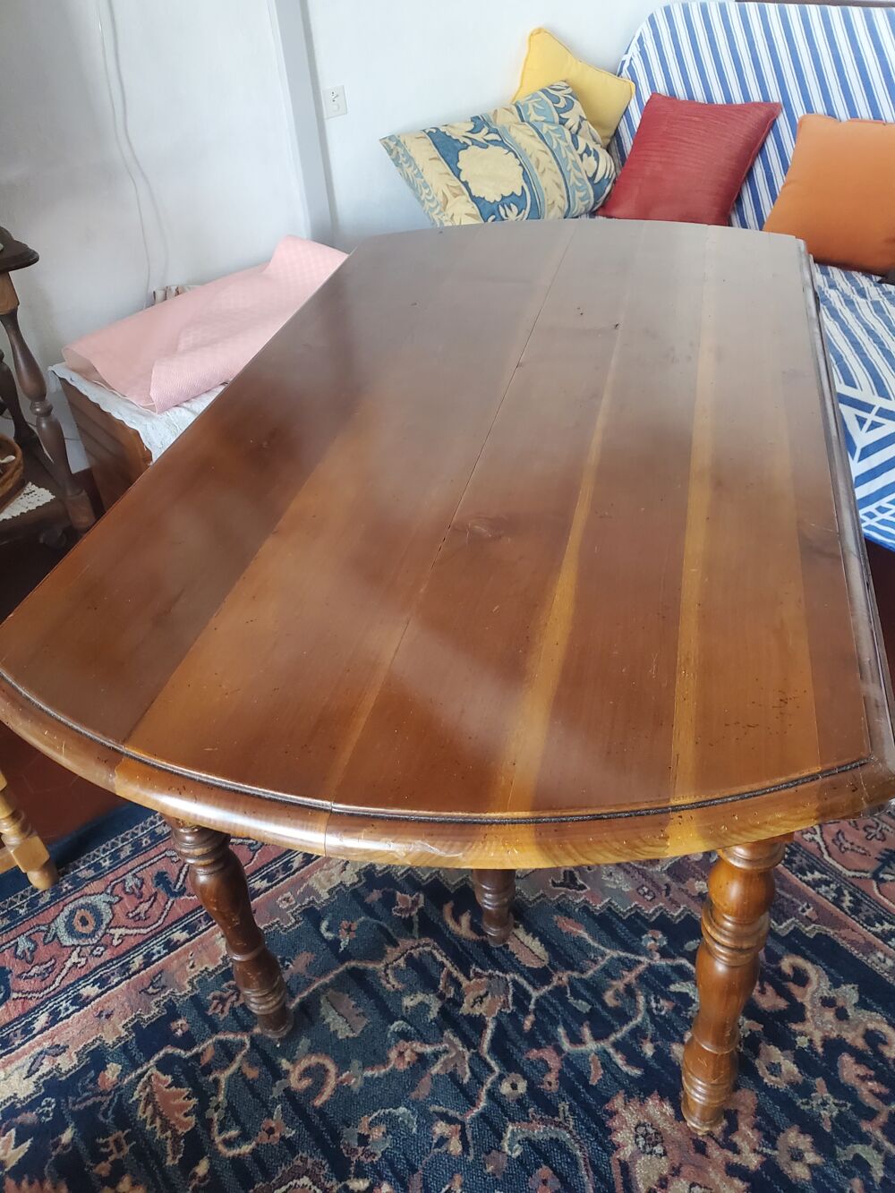 Table ronde meurisier et 4 chaises Meubles
