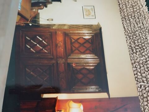 Bahut 4 portes  200 Nice (06)