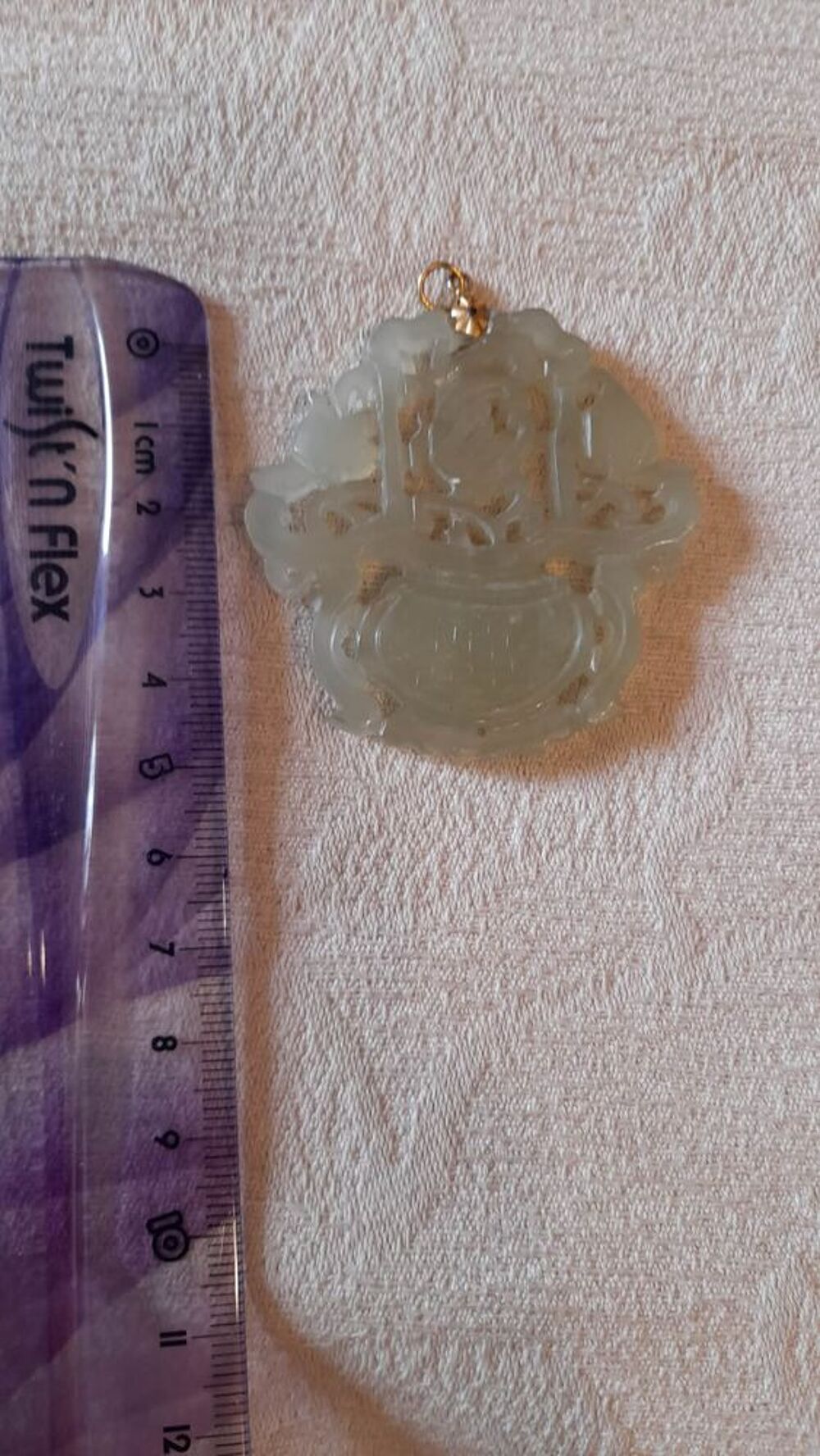 Pendentif ancien en jade Bijoux et montres