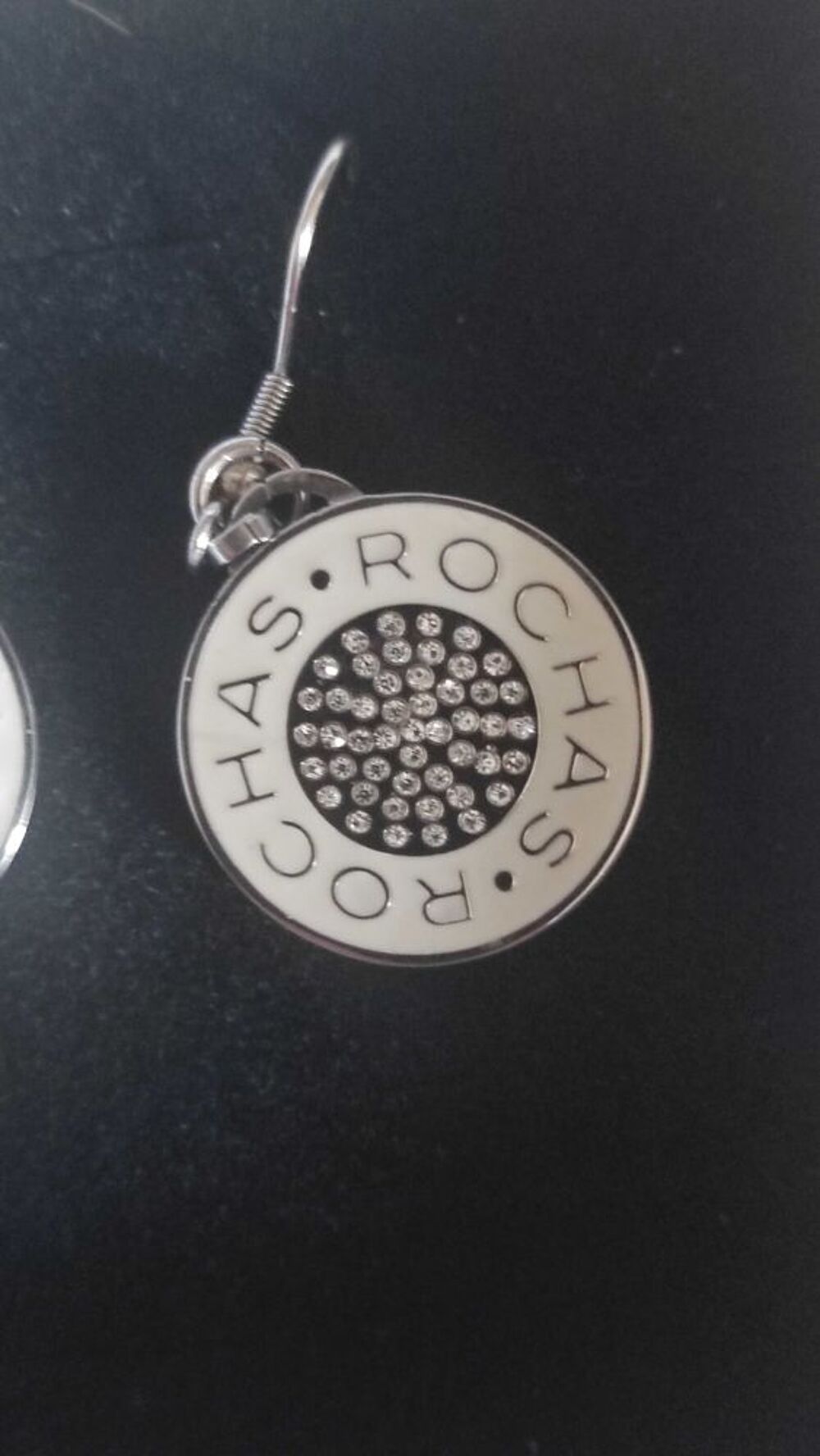 Boucles d'oreilles style dormeuses acier Rochas Paris Bijoux et montres