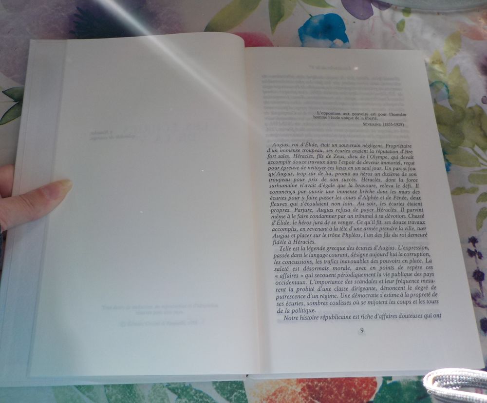 LES ECURIES DE LA Ve par Thierry WOLTON Grand Livre du Mois Livres et BD