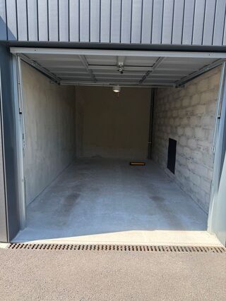  Parking / Garage  vendre 14 m
