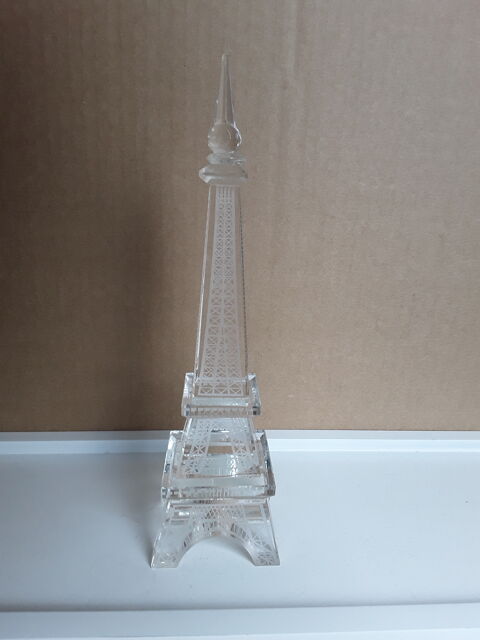Tour Eiffel en crista 70 Gometz-la-Ville (91)