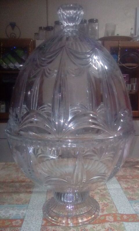 vasque sangria cristal 130 Montreuillon (58)