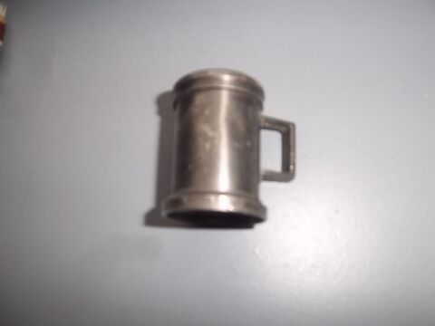 petit pot etain 4 cm 1 Colombier-Fontaine (25)