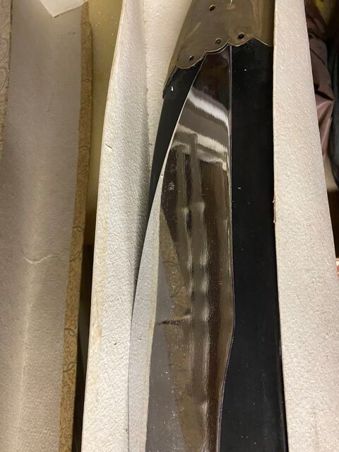 Sabre avec son fourreau neuf dans sa boîte 48 Villejuif (94)