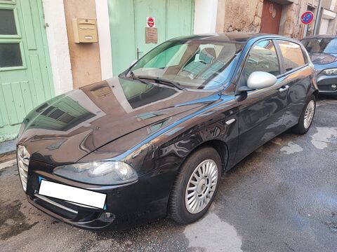 Alfa-romeo 147 Alfa Romeo  1.6i T.S. 105 Distinctive