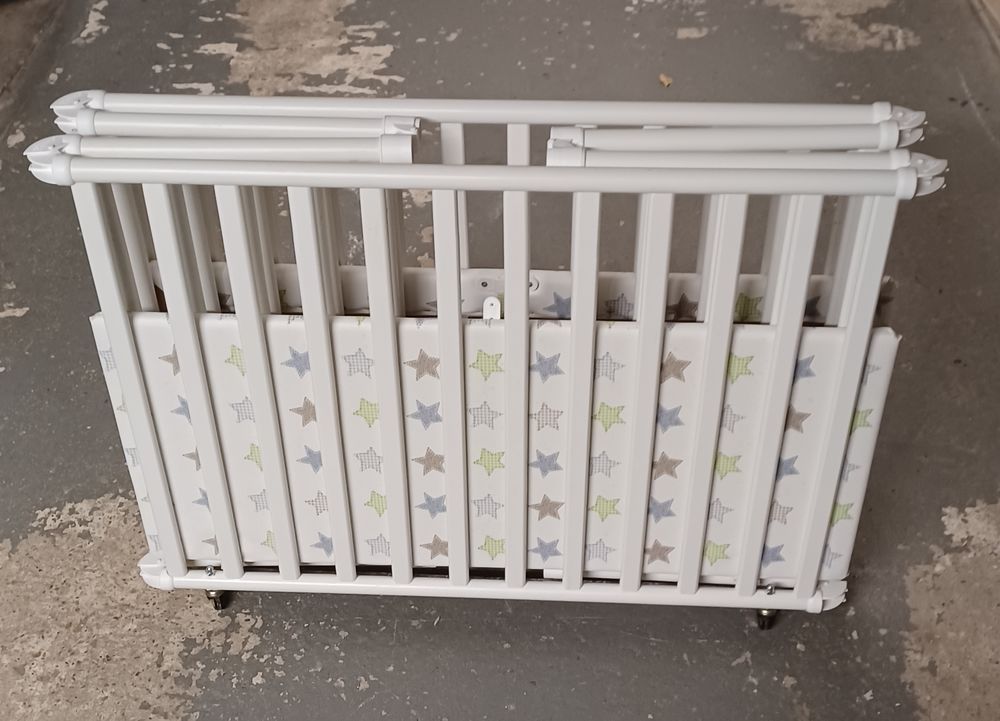Parc b&eacute;b&eacute; GEUTHER Puériculture