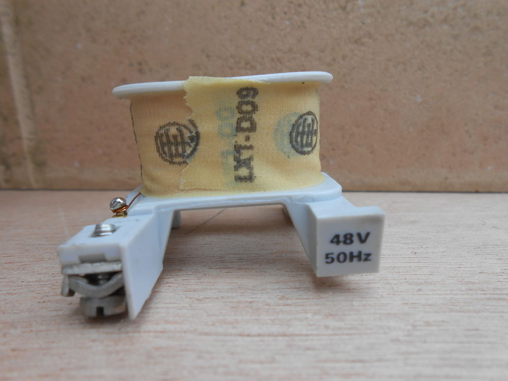 BOBINES POUR CONTACTEUR TELEMECANIQUE LX1 D09 48 VOLTS (48) Bricolage