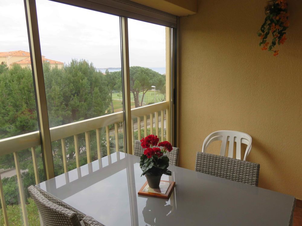   APPARTEMENT VUE MER  Provence-Alpes-Côte d'Azur, Six-Fours-les-Plages (83140)