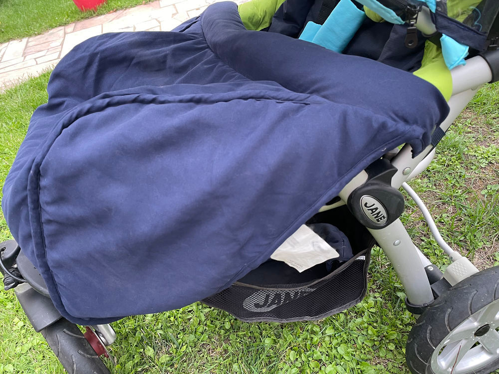 Duo Poussette sportive 3 roues et nacelle Jan&eacute; Pu�riculture