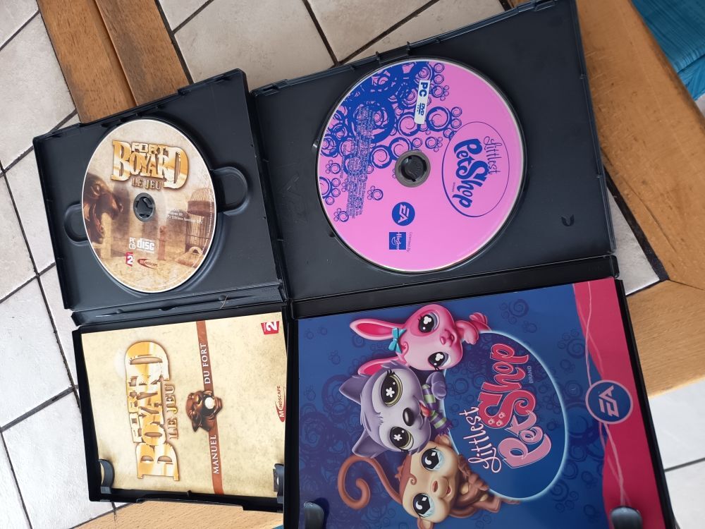 jeux vid&eacute;os Consoles et jeux vid�os