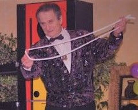 Magicien Clown sculpteur de ballons 0 57660 Lixing-l�s-saint-avold