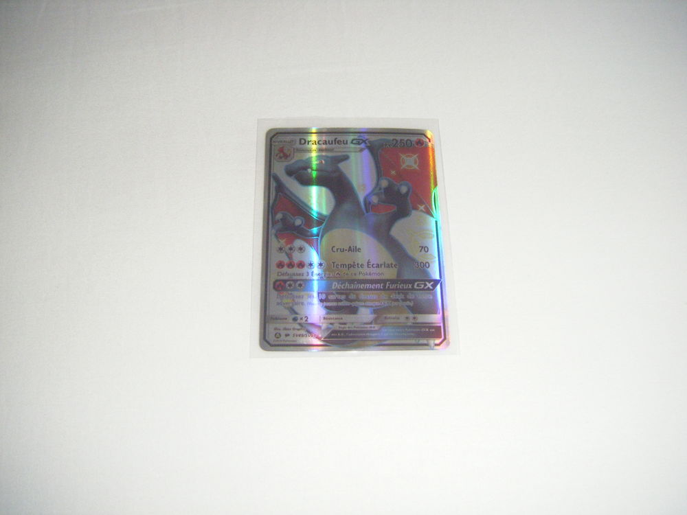 R&eacute;plique carte pok&eacute;mon Dracaufeu GX Shiny NEUVE 