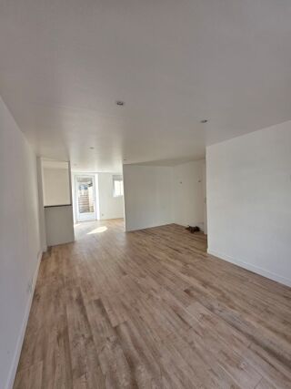  Appartement à louer 3 pièces 60 m² Vannes